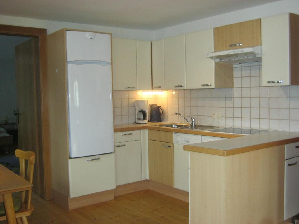 Ferienwohnungen Huber Weyregg Habitación foto